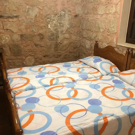 Zivla's Stone House Dom wakacyjny *
