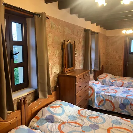 Zivla's Stone House Tremithousa
